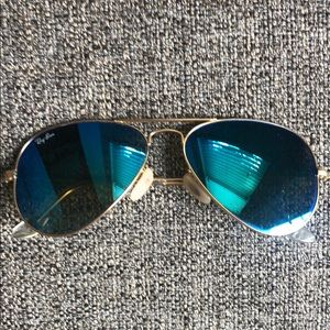 Blue Gradient Ray-Ban Aviators